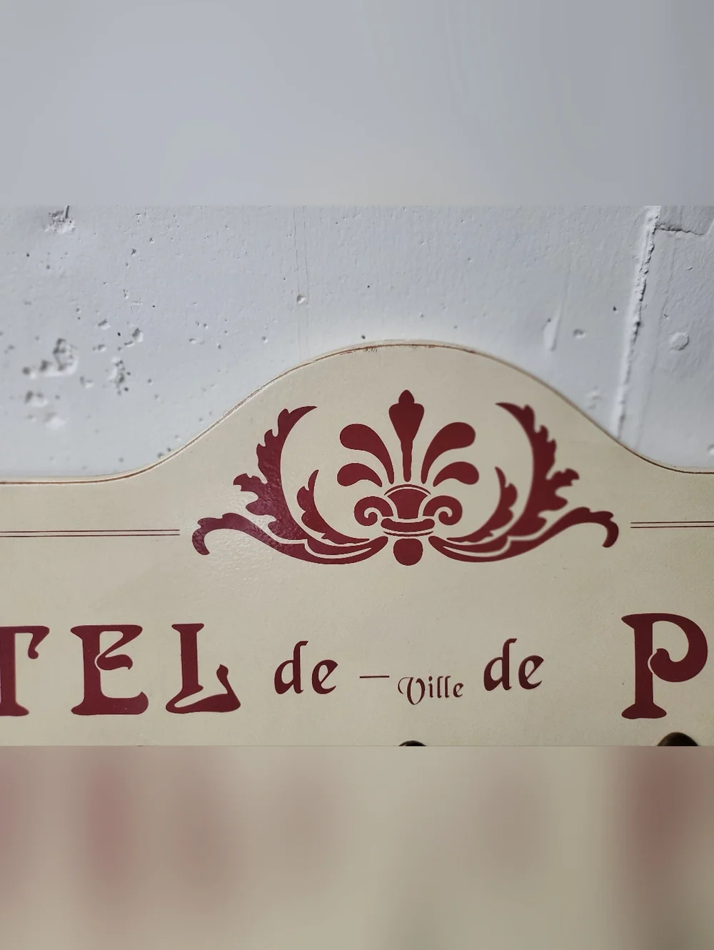 Vintage Style 'Hotel de Paris' Cream Wall Hook Rack